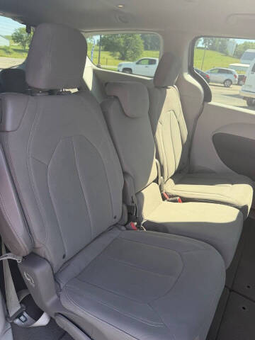 2017 Chrysler Pacifica Touring