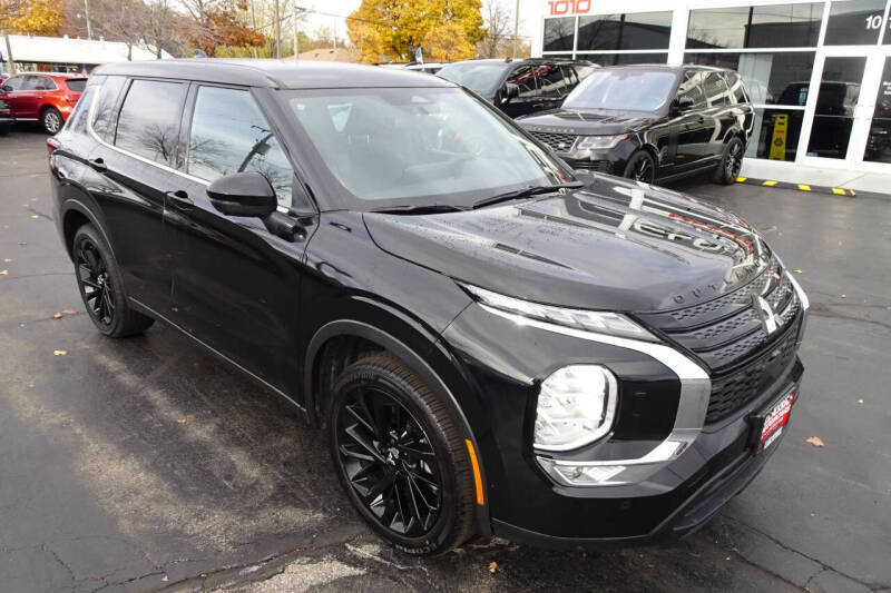 2023 Mitsubishi Outlander SE Special Edition