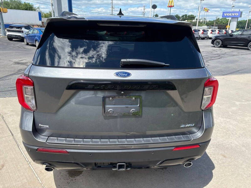2024 Ford Explorer ST-Line