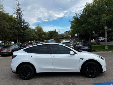2024 Tesla Model Y Long Range