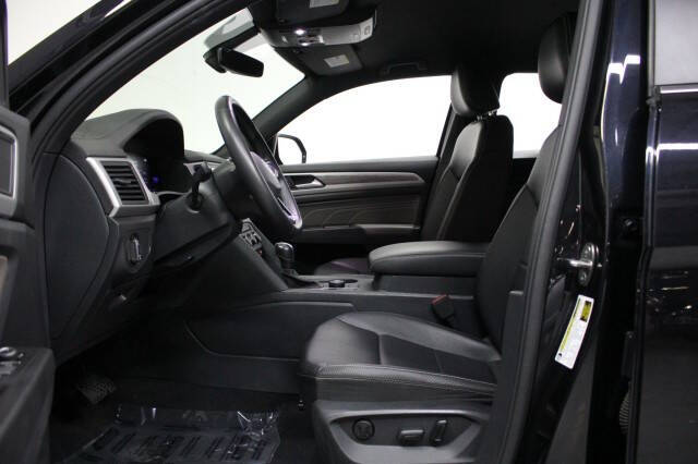 2022 Volkswagen Atlas Cross Sport SE 4Motion