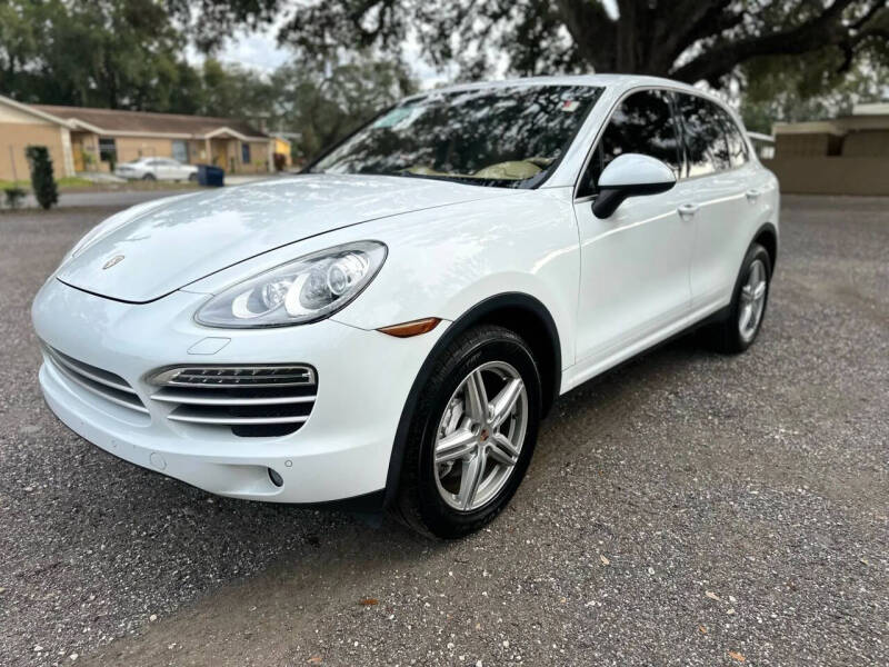 2014 Porsche Cayenne Platinum