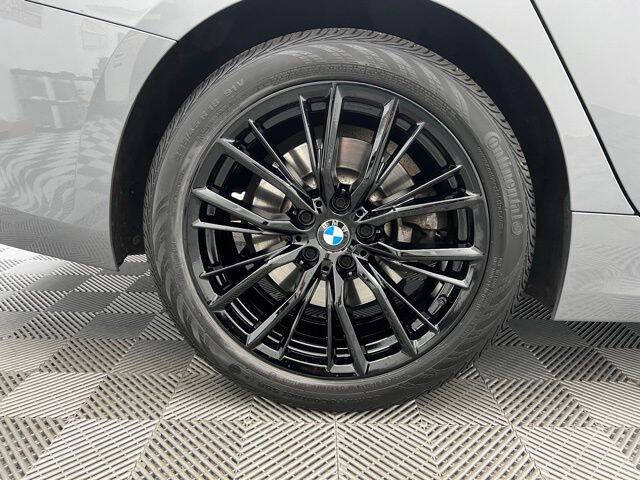 2024 BMW 3 Series 330i xDrive