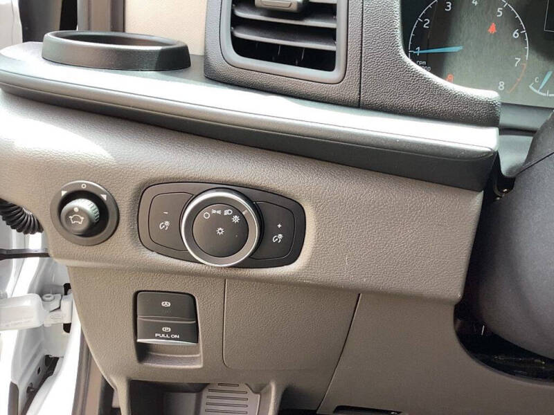 2025 Ford Transit 250