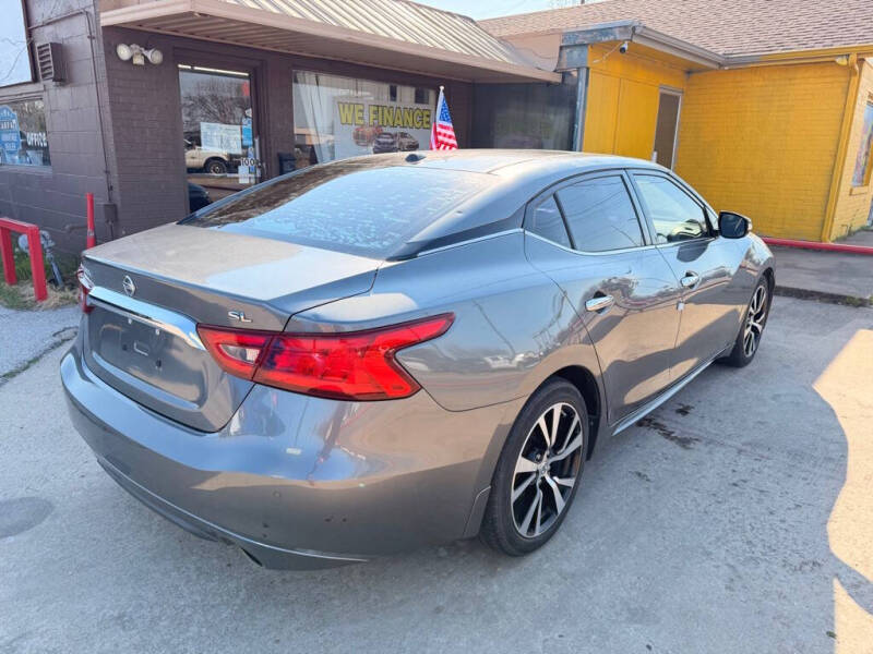 2017 Nissan Maxima