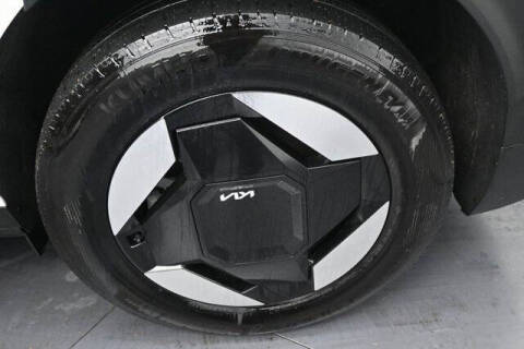 2024 Kia EV9 Light Long Range