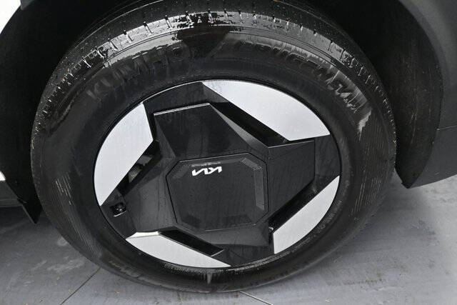 2024 Kia EV9 Light Long Range