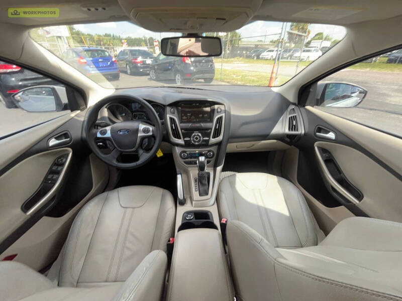 2012 Ford Focus SEL