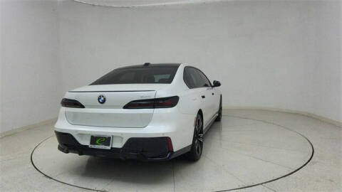 2023 BMW 7 Series 740i