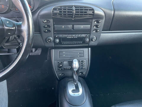 2001 Porsche 911 Carrera