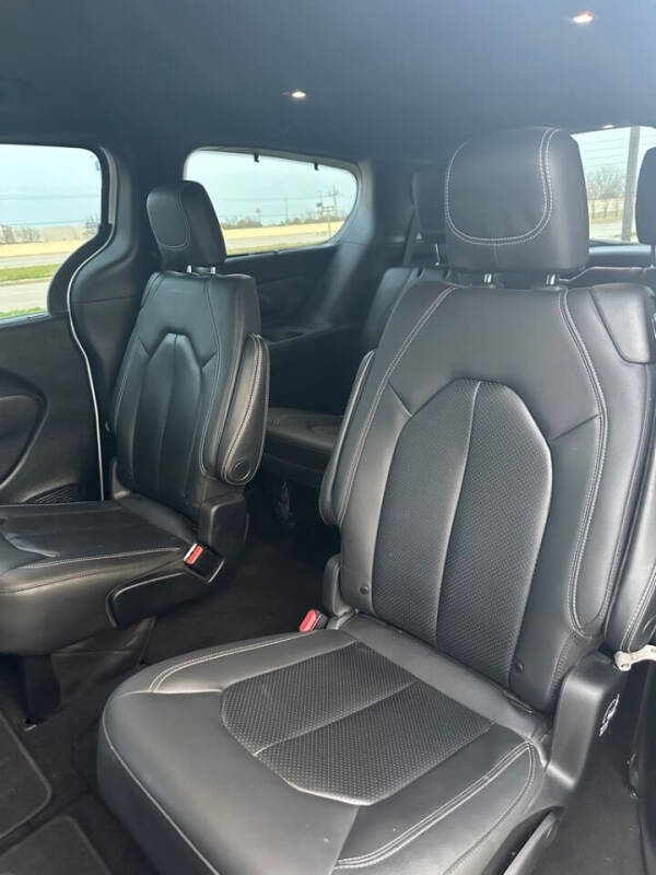 2020 Chrysler Pacifica Touring L Plus