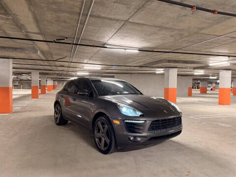 2016 Porsche Macan S