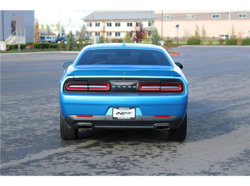 2015 Dodge Challenger SXT Plus