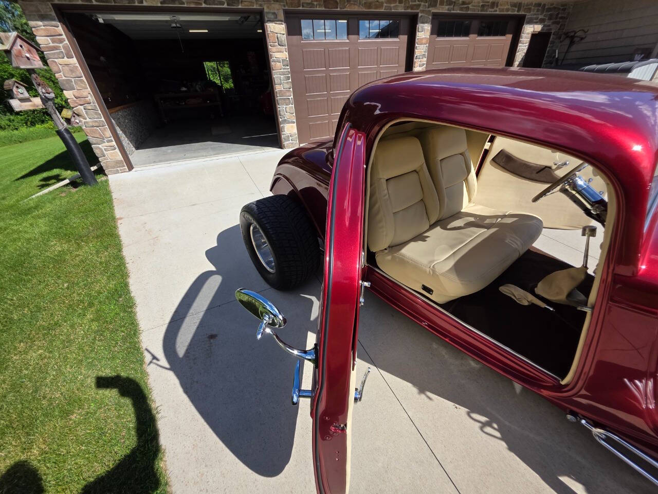 1933 Ford Coupe 125