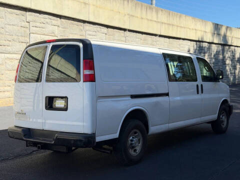 2020 Chevrolet Express 3500