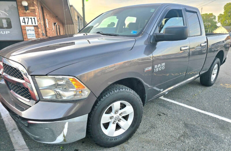 2016 RAM 1500 SLT