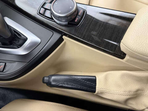 2017 BMW 3 Series 330i