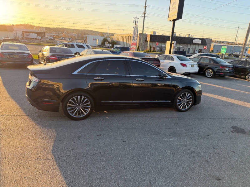 2017 Lincoln MKZ Premiere