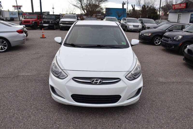 2017 Hyundai Accent SE