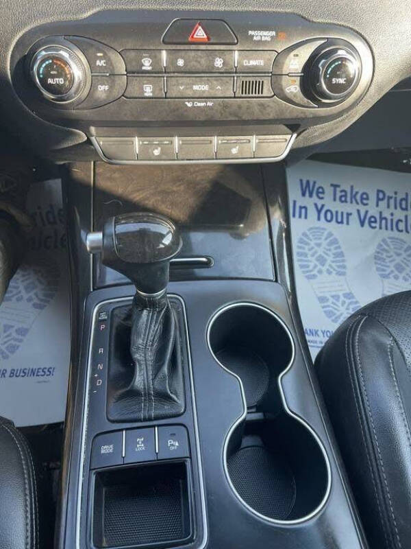 2017 Kia Sorento EX V6