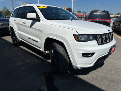 2019 Jeep Grand Cherokee Altitude