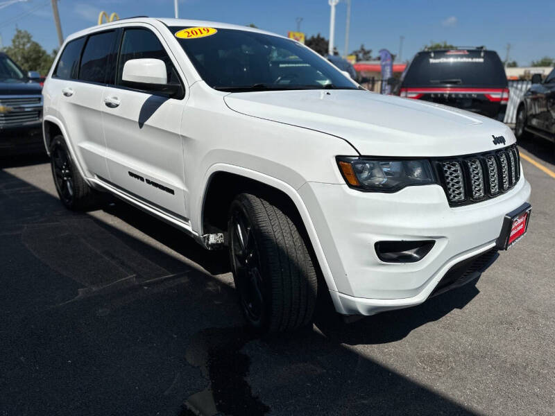 2019 Jeep Grand Cherokee Altitude