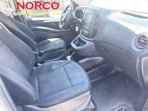 2017 Mercedes-Benz Metris Worker Cargo