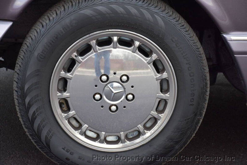 1991 Mercedes-Benz 560-Class 560 SEL