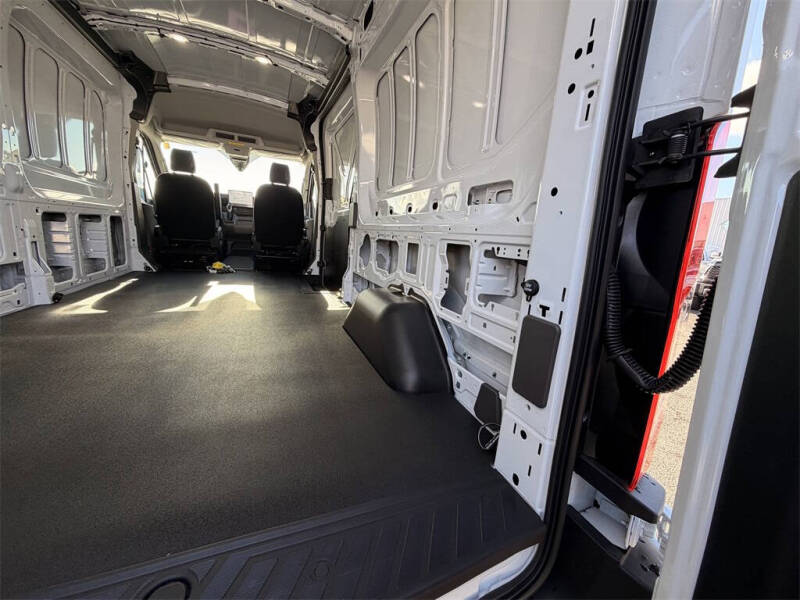 2026 Ford Transit 250