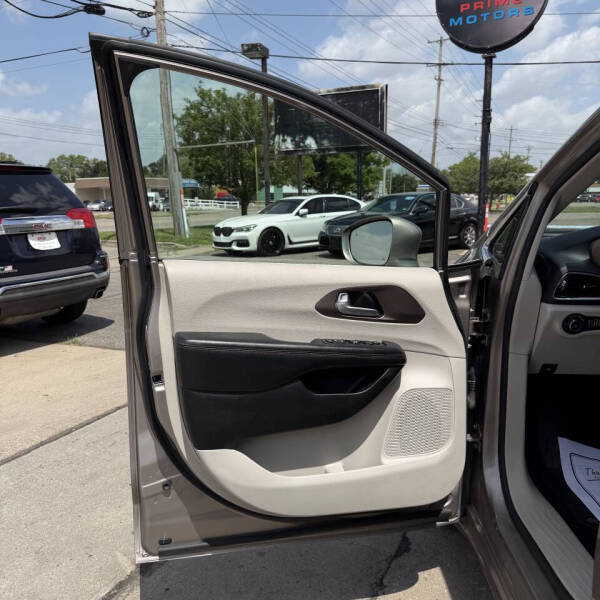 2018 Chrysler Pacifica Touring L