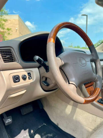 2000 Lexus ES 300
