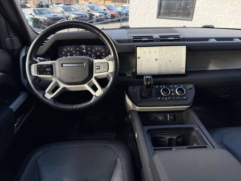 2022 Land Rover Defender 110 S