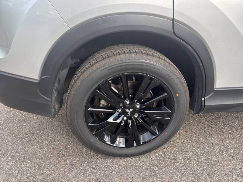 2024 Mitsubishi Eclipse Cross LE