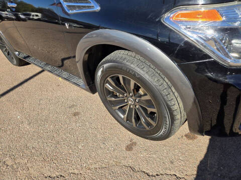 2017 Nissan Armada Platinum