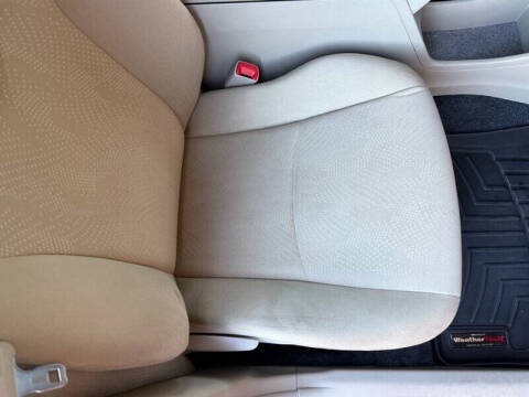 2012 Toyota Prius v Two