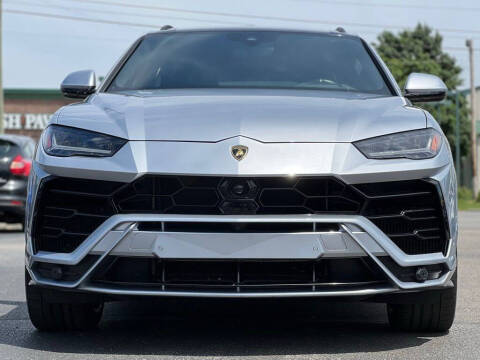 2022 Lamborghini Urus