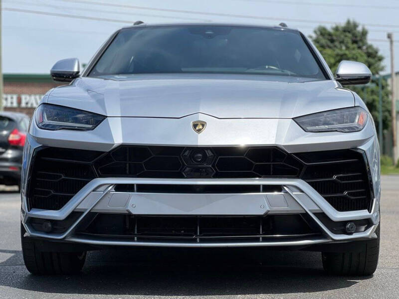 2022 Lamborghini Urus