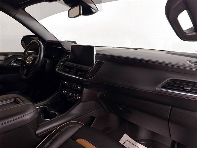 2023 GMC Yukon XL AT4