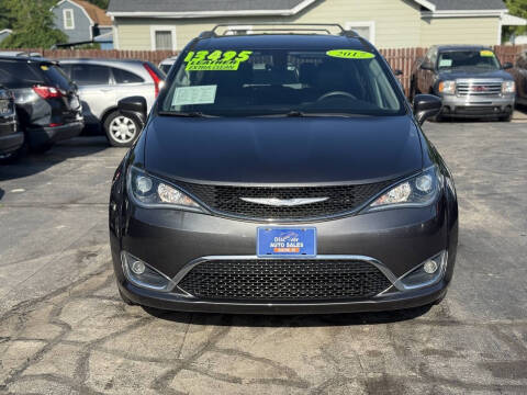 2017 Chrysler Pacifica Touring-L Plus
