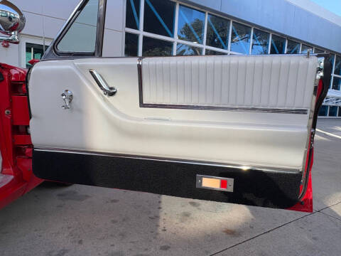 1966 Ford Thunderbird