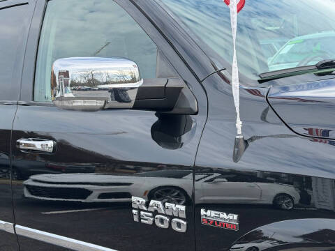 2017 RAM 1500 Laramie