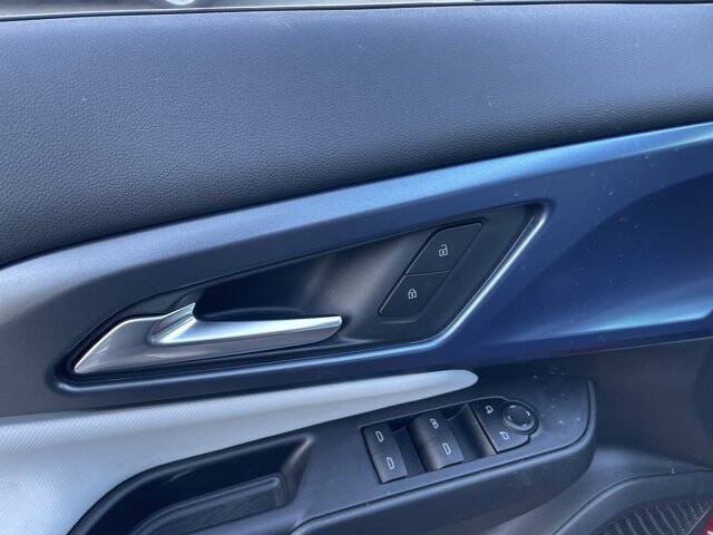 2026 Chevrolet Equinox EV LT 2