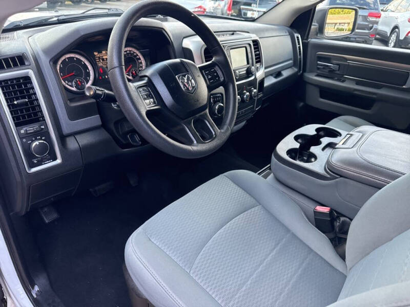 2019 RAM 1500 Classic SLT