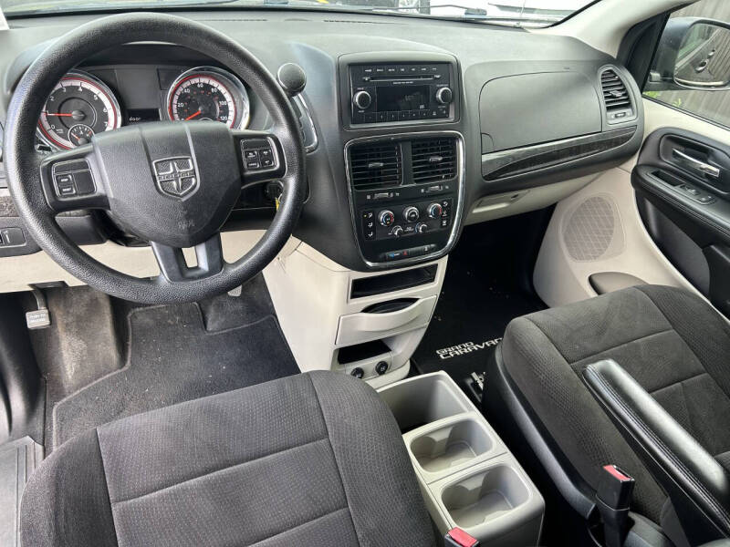 2013 Dodge Grand Caravan SE