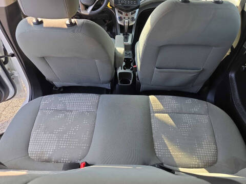 2016 Chevrolet Sonic LS Auto