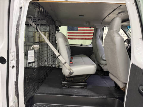 2013 Ford E-Series E-350 SD