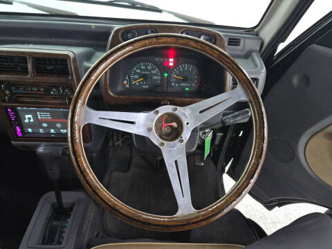 1996 Mitsubishi Bravo