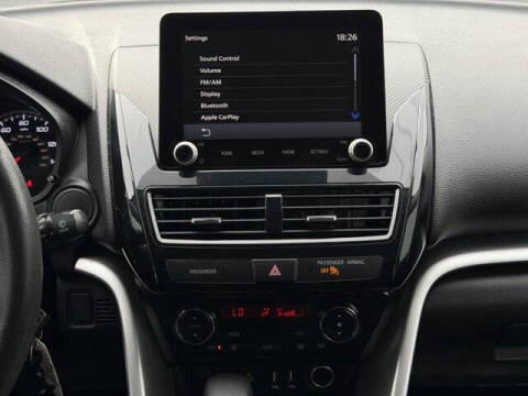2022 Mitsubishi Eclipse Cross LE