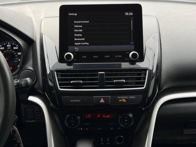 2022 Mitsubishi Eclipse Cross LE