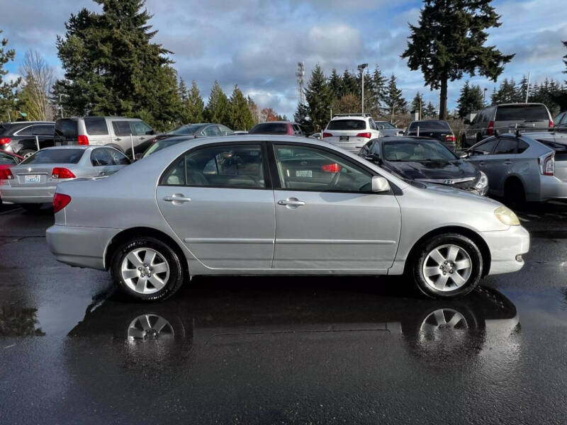 2006 Toyota Corolla LE photo 4